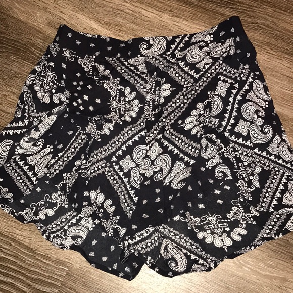Lf bandana print shorts - Picture 1 of 4